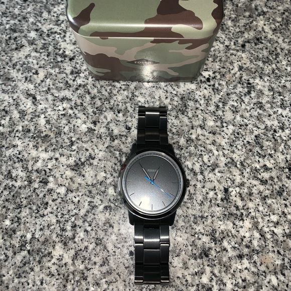 Men’s Fossil Watch - Picture 3 of 4